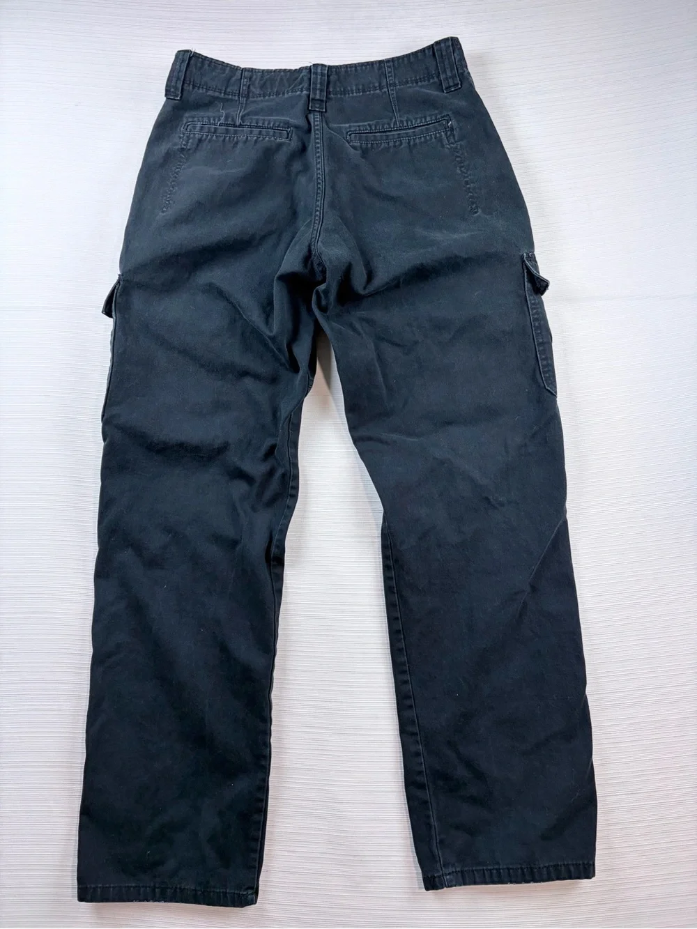 Wrangler Men's Black Cargo Pants with Flap Pockets